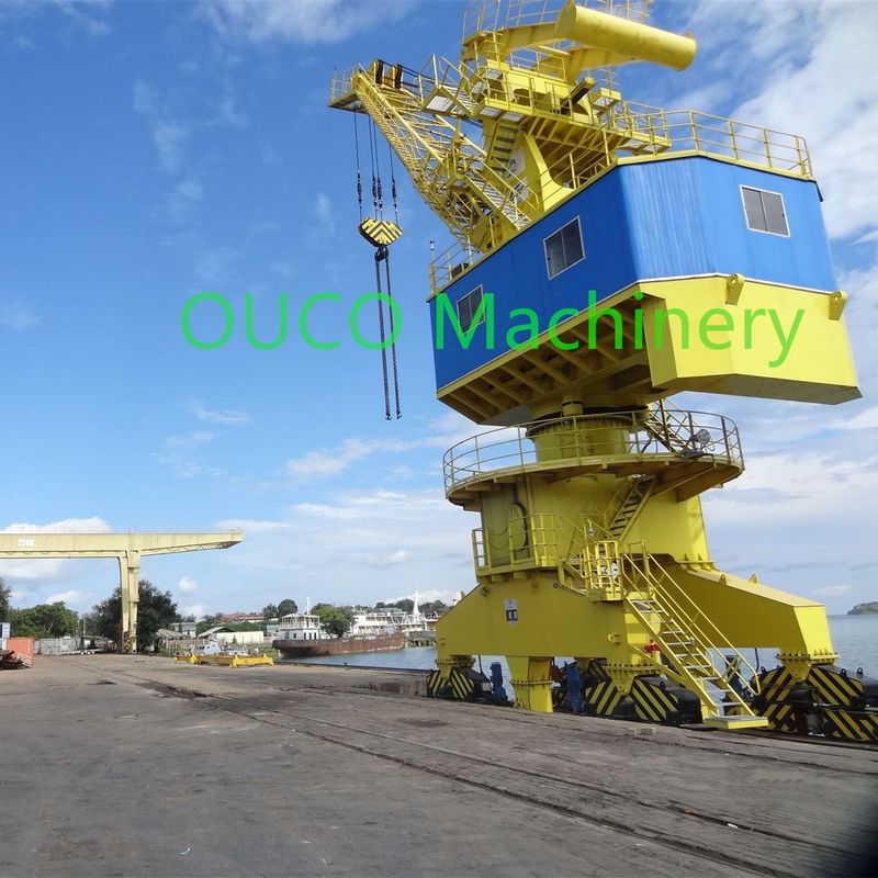 Rail Mounted 30t Lattice Boom 50m Mobile Harbour Crane